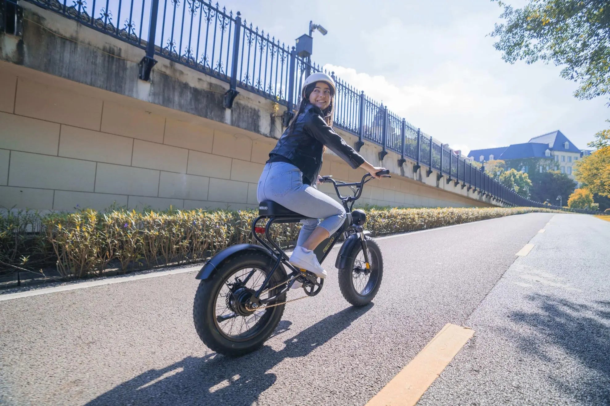 10-Essential-Tips-for-Acquiring-Your-First-Moped-Style-Ebike MEELOD