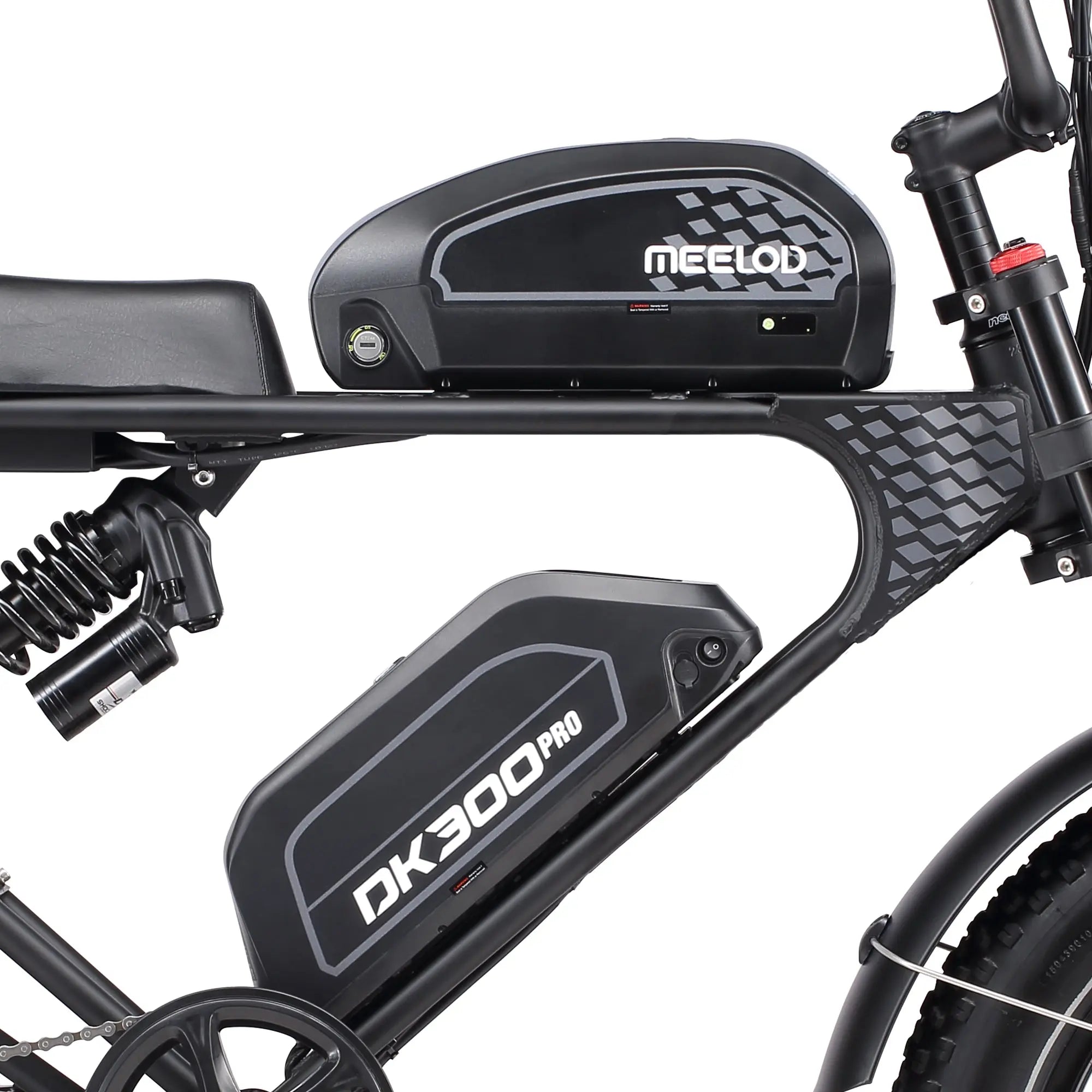 MEELOD DK300PRO Dual Battery Detail View